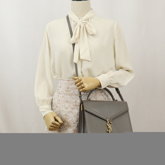 Saint Laurent Cassandra Top Handle Medium Gray - Picture 9 of 9